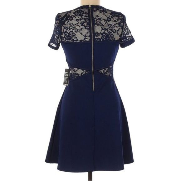 π¨ 50% OFF BUNDLES! ENDS 12/7 π¨ NWT Express Lace Cut-Out Dress - Picture 5 of 7